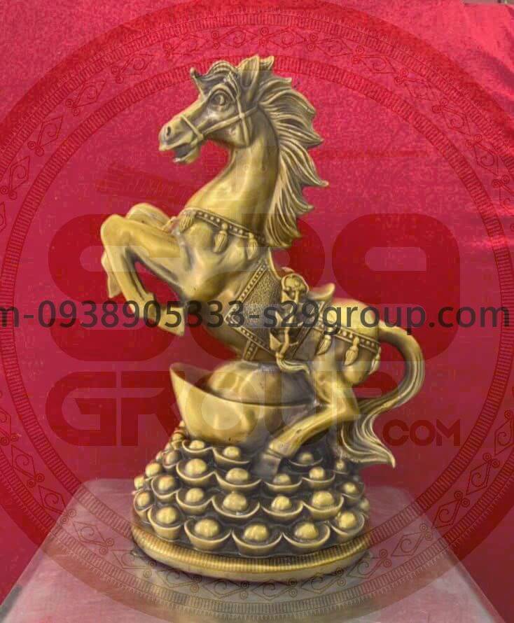 Tượng ngựa mân vàng bằng đồng ,quà tặng tết